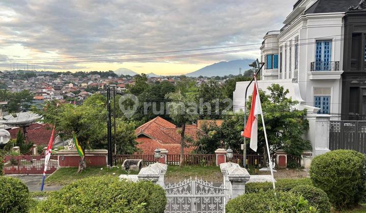 Rumah Potensial Strategis untuk Cafe Penginapan Harga NJOP Nego