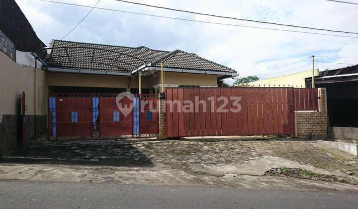 Dijual Cepat Rumah Dan Tanah Yang Luas Di Ngaliyan 1