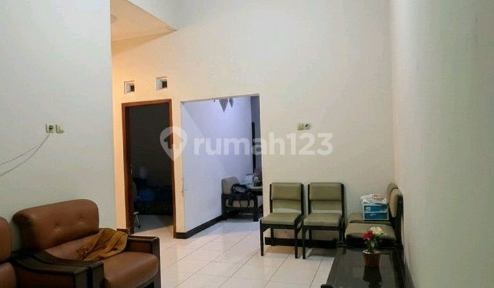 Turun Harga! Dijual Rumah Lengkap Kios Usaha - Siap Huni