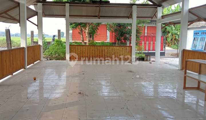 Looking for a Culinary Business Space? This Former Restaurant in Kendal is Ready for Lease. Looking for a Culinary Business Space? This Former Restaurant in Kendal is Ready for Lease.