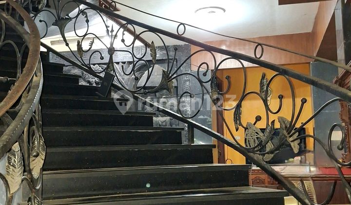 Dijual Rumah di Perumahan Eksklusif di Kota Semarang 1