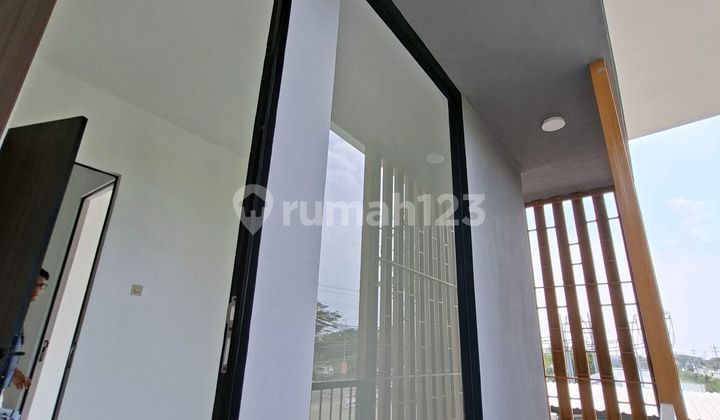 Rumah 2 Lantai Ada Kolam Renang Di Barat Semarang 2