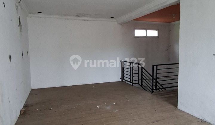 Strategic Shop House on Sukorejo Main Road 2