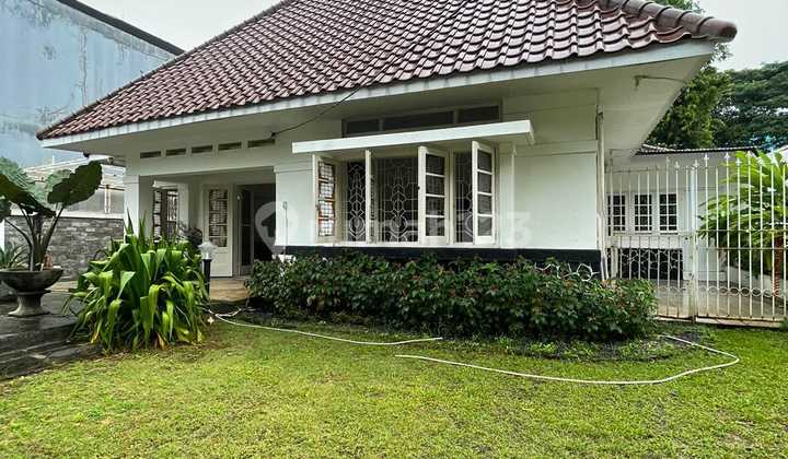Rumah Strategis Di Kawasan Menteng 2