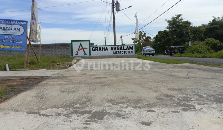 Rumah type 45/90 tanah lebih luas 30 menit ke kampus UGM UNY