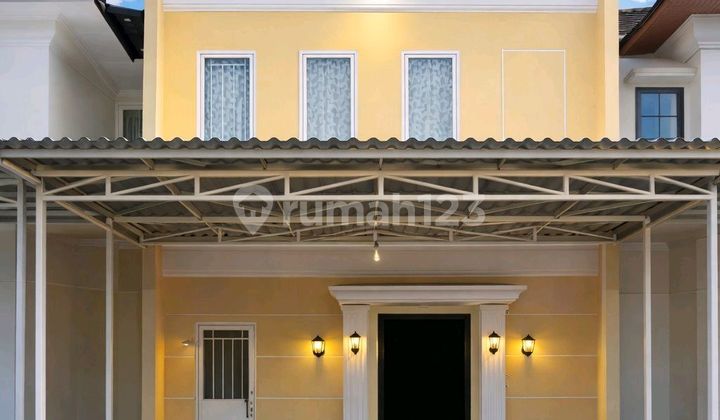 Close access to schools. Campus. Mall.