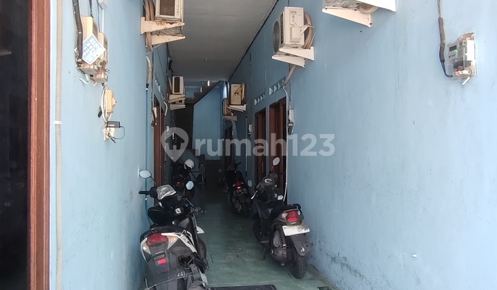 Rumah dan Rumah Kost Aktif Super Strategis di Medokan 2