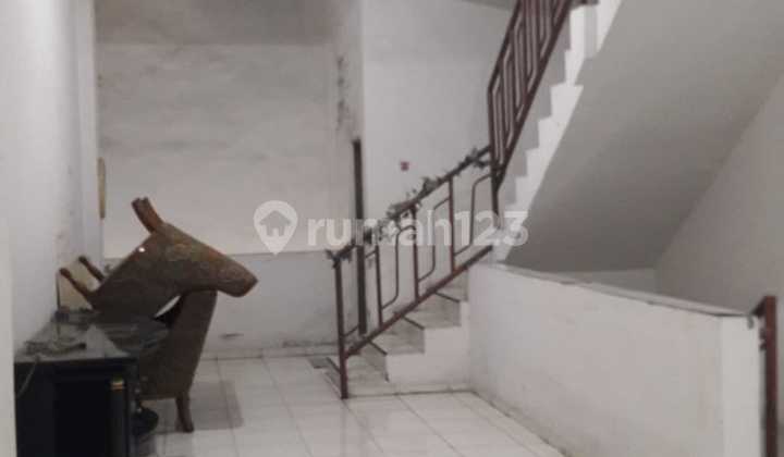 Ruko 2 Lantai Lokasi Starategis di Tambaksari