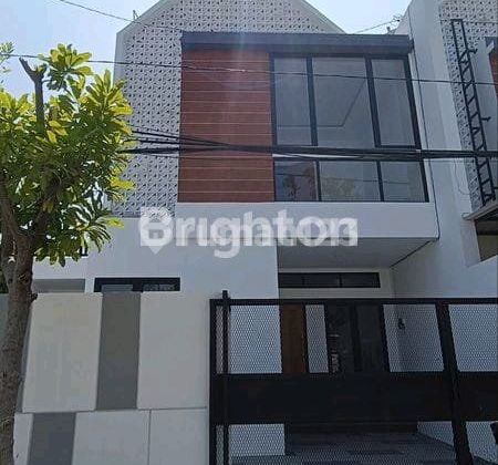 Rumah Gress 2 Lantai Selangkah Di Jalan Raya Kenjeran 1
