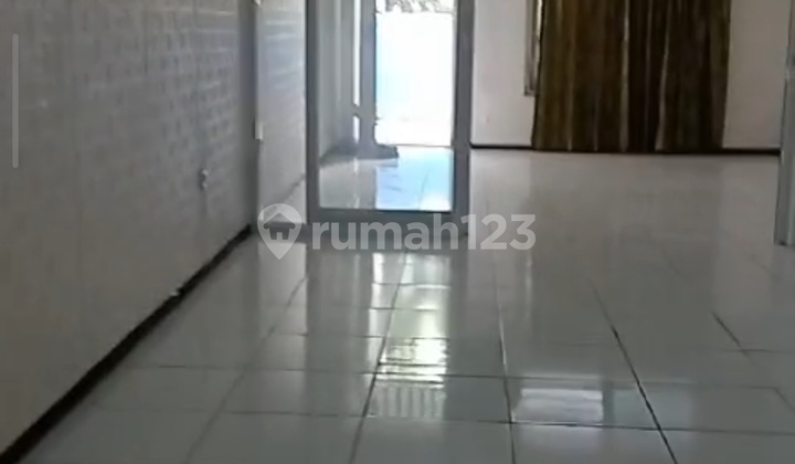 Ruko 2 Lantai New Renov Strategis di Tambaksari