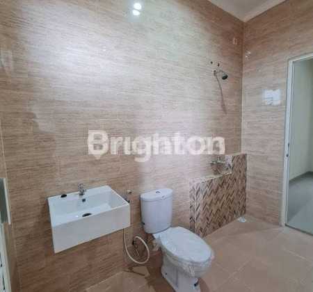 Two-Story Move-In Ready House Very Clean and Strategic Location