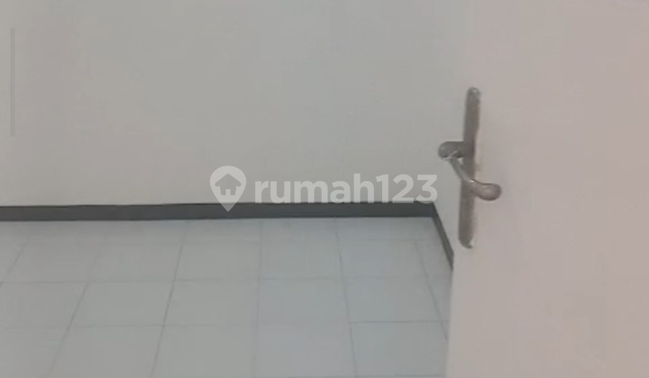 Rumah Baru Siap Huni Lokasi Strategis di Gununganyar 2