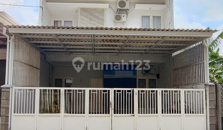 Rumah 2 Lantai Semi Furnish Siap Huni di Wiyung Rumah 2 Lantai Semi Furnish Siap Huni di Wiyung