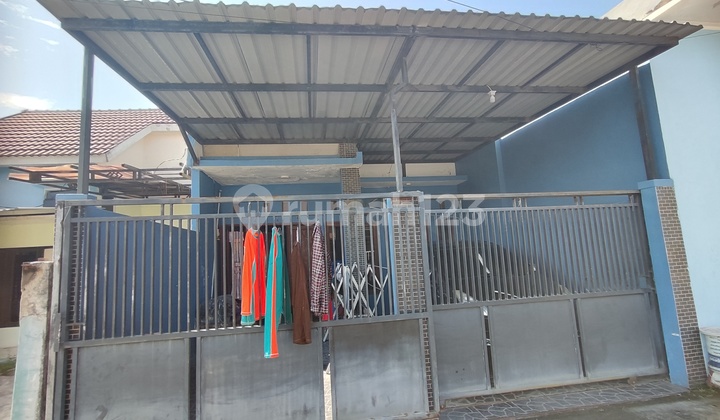 Rumah dan Rumah Kost Aktif Super Strategis di Medokan