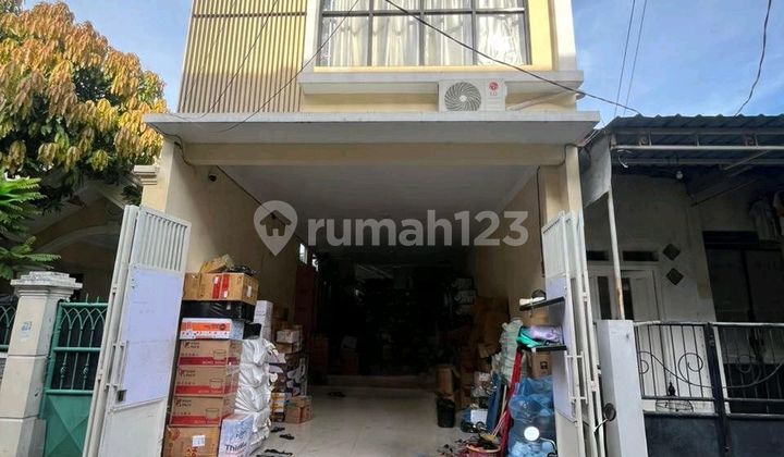 2-Story Semi-Furnished Shop House Strategically Located in Lakarsantri 1