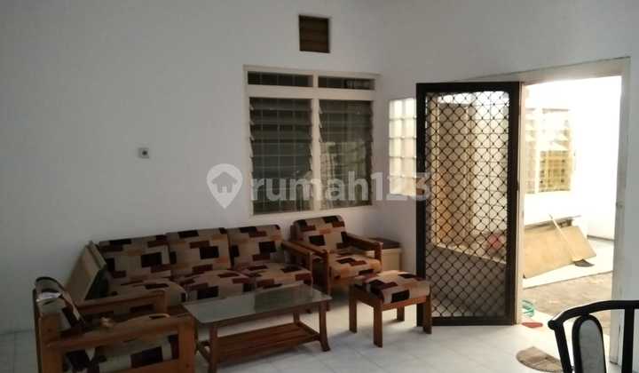 Ready-to-Occupy House in a Strategic Location at Pondok Candra, Sidoarjo 2