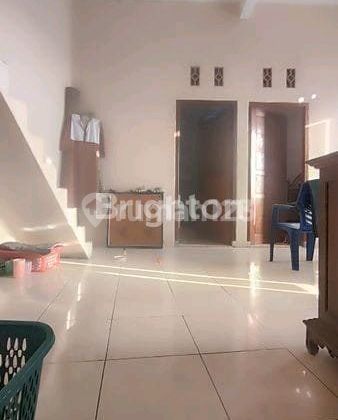 Rumah 3 Lantai Siap Huni Di Semampir 1