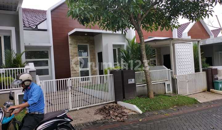 Rumah Baru Super Strategis Siap Huni di Dau Malang