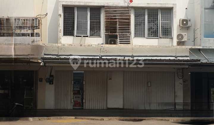 Ruko Gandeng Di Graha 