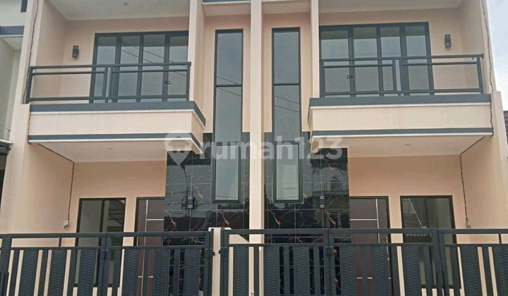 Rumah Baru Renovasi 2 Unit Di Villa Melati Mas Blok H 1