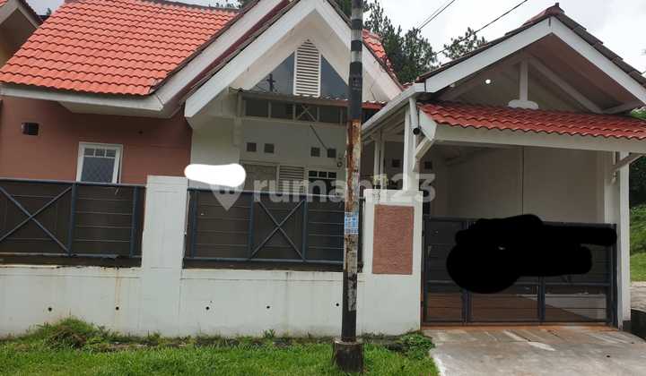 Rumah Dijual / Disewa Daerah BSD Blok J