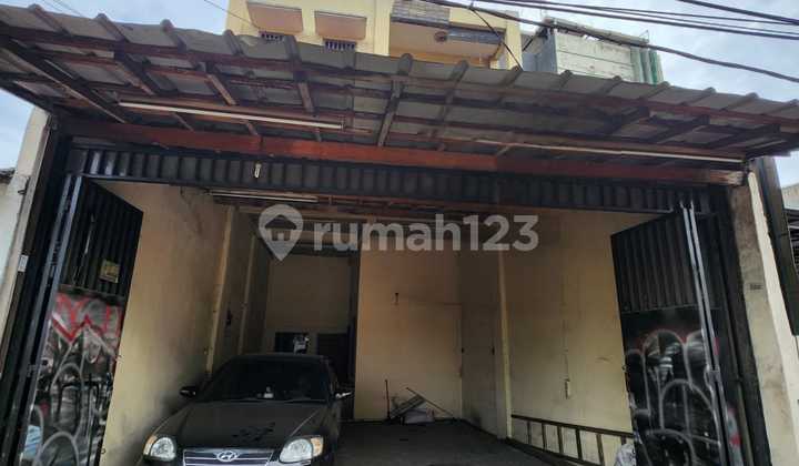Sell House for Business on Main Road Ciledug 2