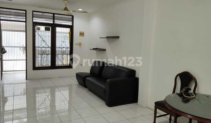 Sewa Rumah di Jl Rambutan Timur Tanjung Duren Jakbar 2