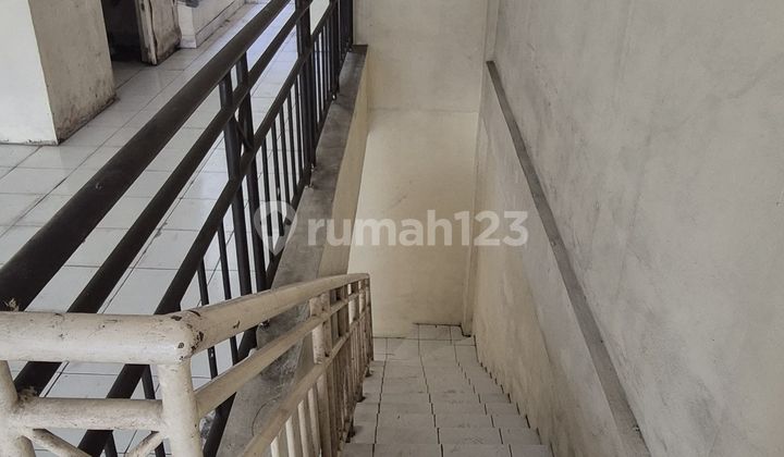Shop House in Melati Mas 3 Floors Facing Main Road 2