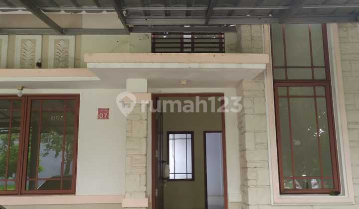 Disewakan Rumah di Grand Wisata - Lokasi Premium & Strategis!