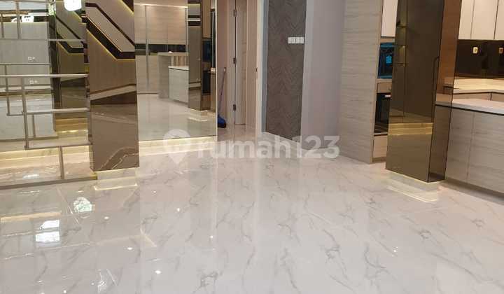Rumah Semi Furnished Di Menaggio Village Gading Serpong 2