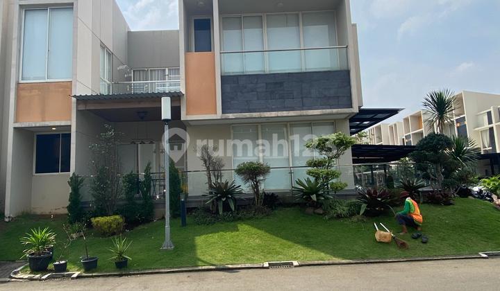 Fully Furnished Nice Hook House Ready to Occupy Mozart Symphonia Gading Serpong