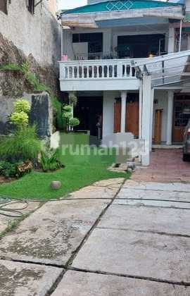 Dijual Rumah dan Kontrakan di Jl Jembatan Besi, Tambora, Jakarta Barat.