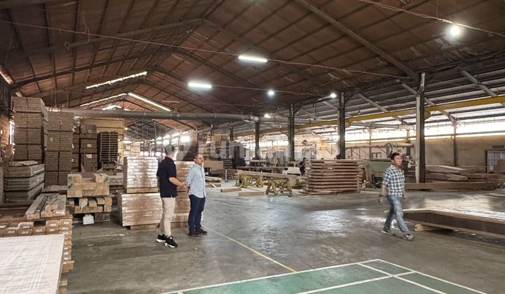 PABRIK & GUDANG DI KAWASAN INDUSTRI JIEP PULOGADUNG