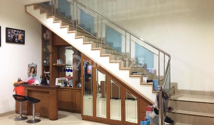 Dijual Cepat Rumah 2 Lantai di Taman Palem Lestari, Cengkareng, Jakarta Barat.