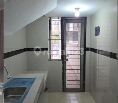 For Sale/For Rent: 2-Story House in Duta Garden Cluster Beverly Hills, Jurumudi Tangerang For Sale/For Rent: 2-Story House in Duta Garden Cluster Beverly Hills, Jurumudi Tangerang