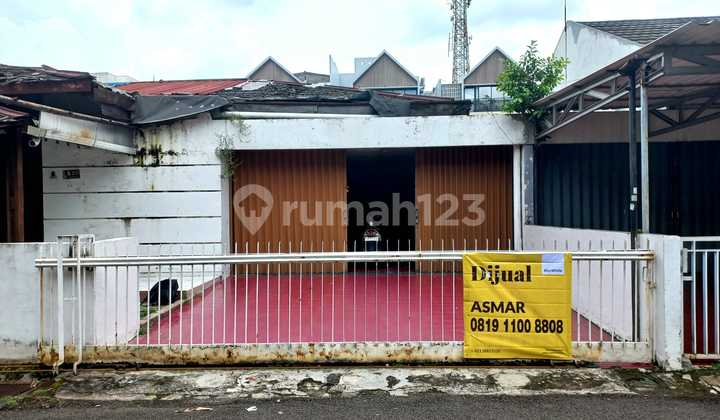 Rumah Tua di Dalam Komplek Mahkamah Agung - Kalibata - Jaksel Rumah Tua di Dalam Komplek Mahkamah Agung - Kalibata - Jaksel