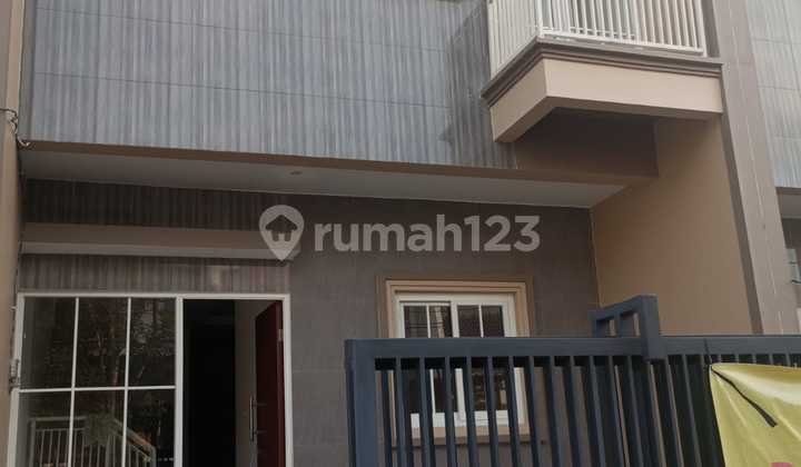 Rumah Mulyosari Utara Siap Huni Semi@furnish Rumah Bagus