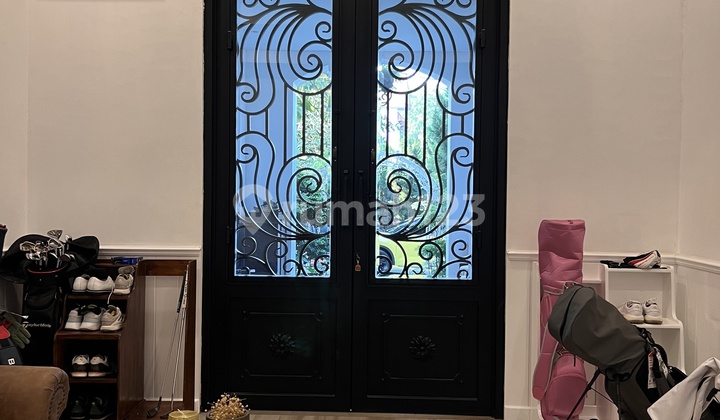 Rumah Mewah Tenang Aman dan Asri