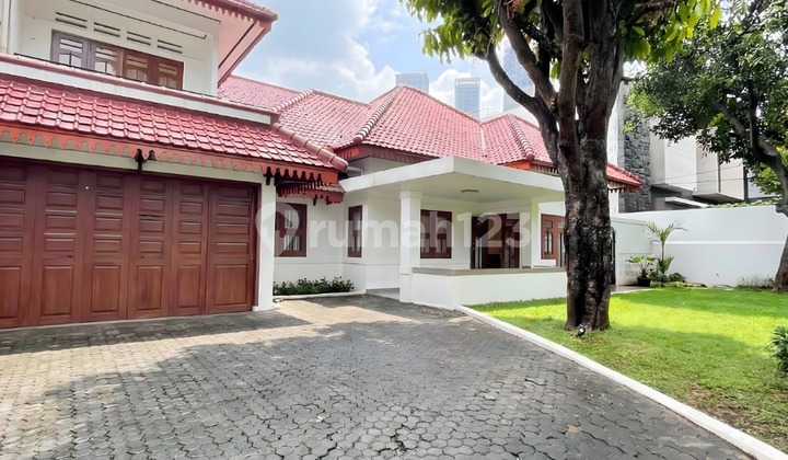 For Sale Ring 1 Renovated Menteng House 2