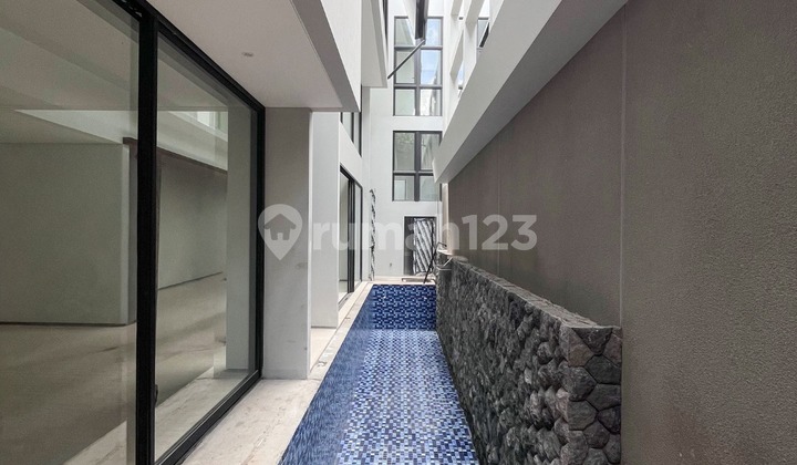 For Sale Simprug Golf Brand New Townhouse Gated Complex 2