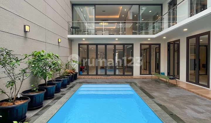 Newly Renovated Mega Kuningan House For Sale - One Gate System 2