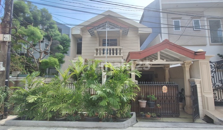 Rumah Second di Janur Indah, LT 153m² Bangunan 157m²