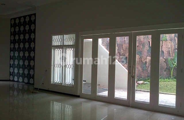 Rumah Modern 1 Lantai di Candisari – Hunian Premium dengan Lokasi Strategis - SHM 2