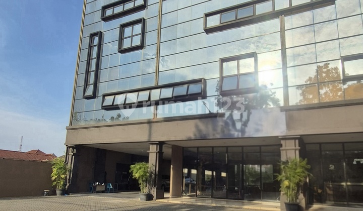 Strategic Commercial Building (Ruko) at Rx Lifestyle Avenue, Arteri Ringroad. 2