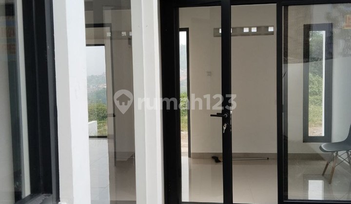 Rumah Startegis, Nyaman dan Desain Modern 2