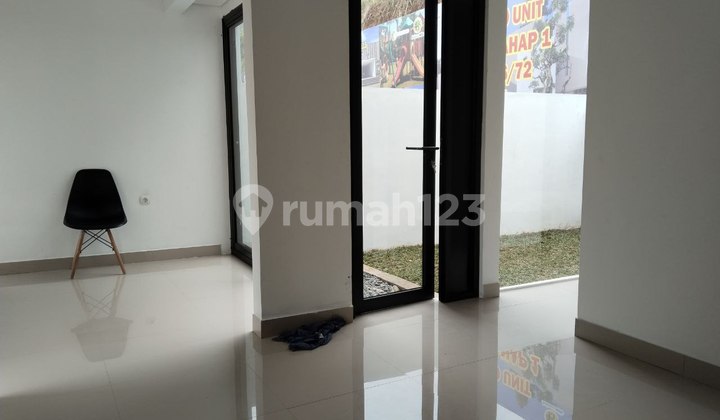 Luxury House in Cimahi with a Strategic Location Luxury House in Cimahi with a Strategic Location