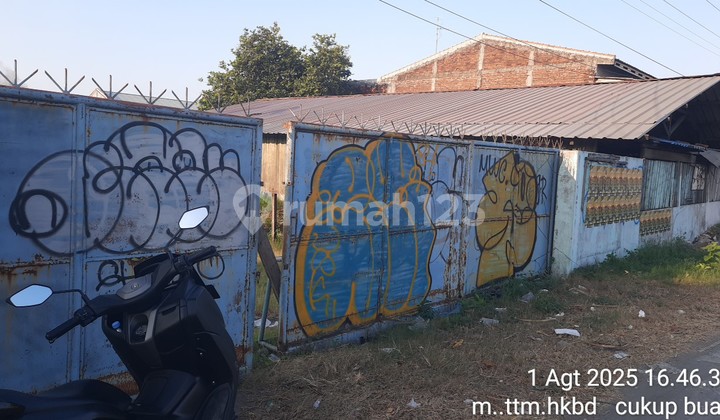 For Sale: Main Road Land & Warehouse For Sale: Main Road Land & Warehouse