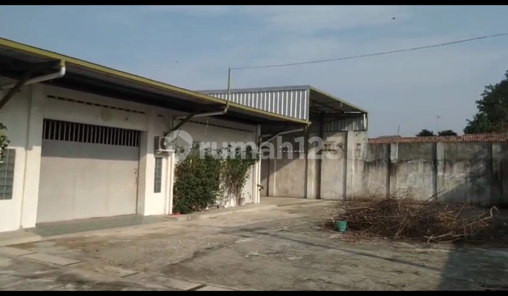 Ex Plastic Factory Warehouse