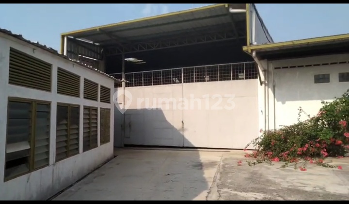 Former Plastic Factory Warehouse