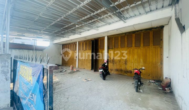 Rent Shop & Warehouse in Cirebon City 1